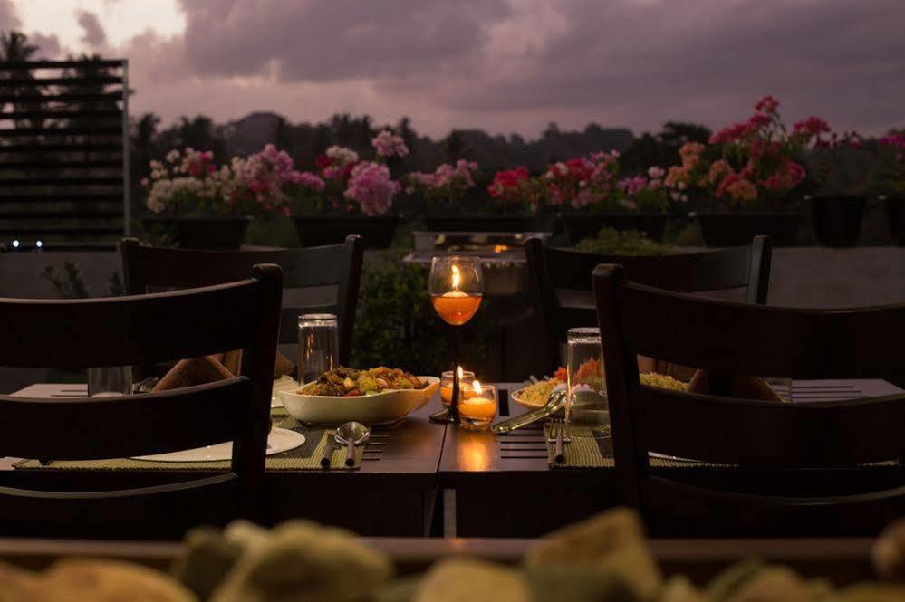 Winter Villa Kandy Bagian luar foto
